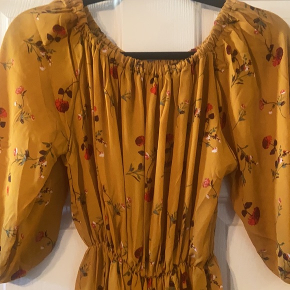 Mustard yellow floral jumpsuit - Picture 6 of 6